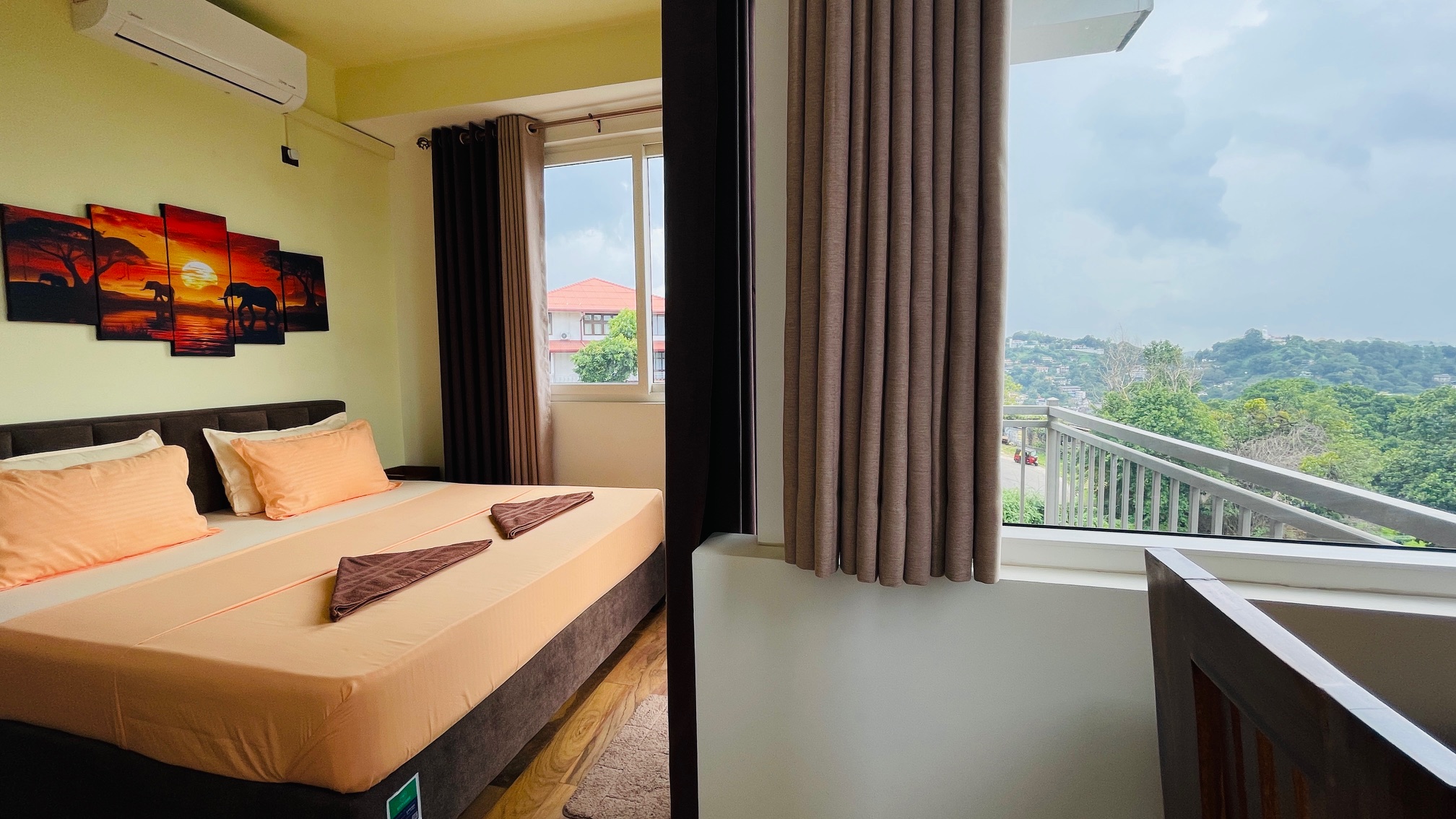 Room Image 3