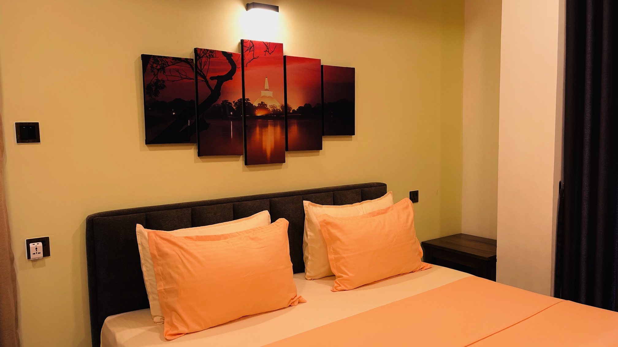 Room Image 3