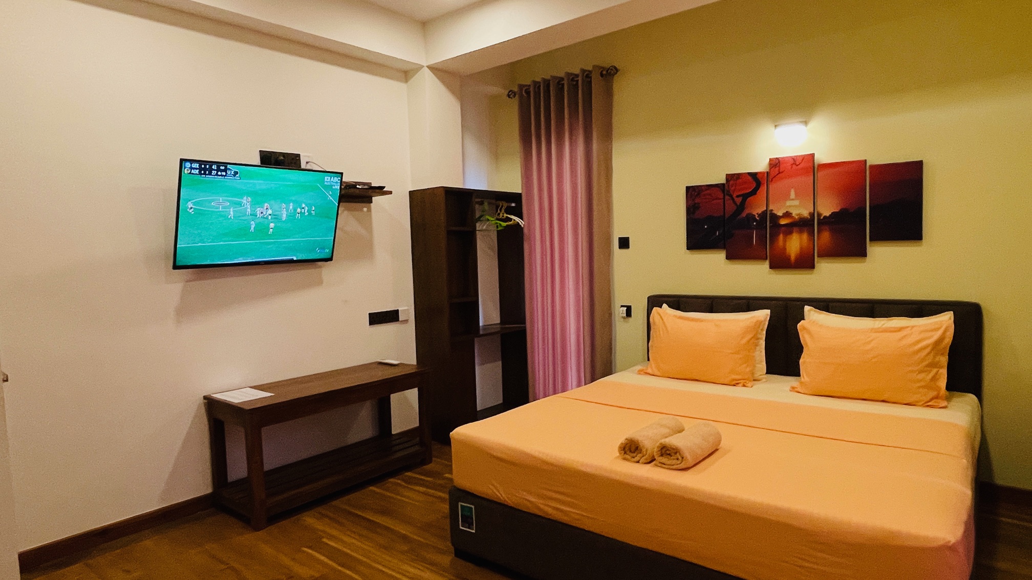 Room Image 2