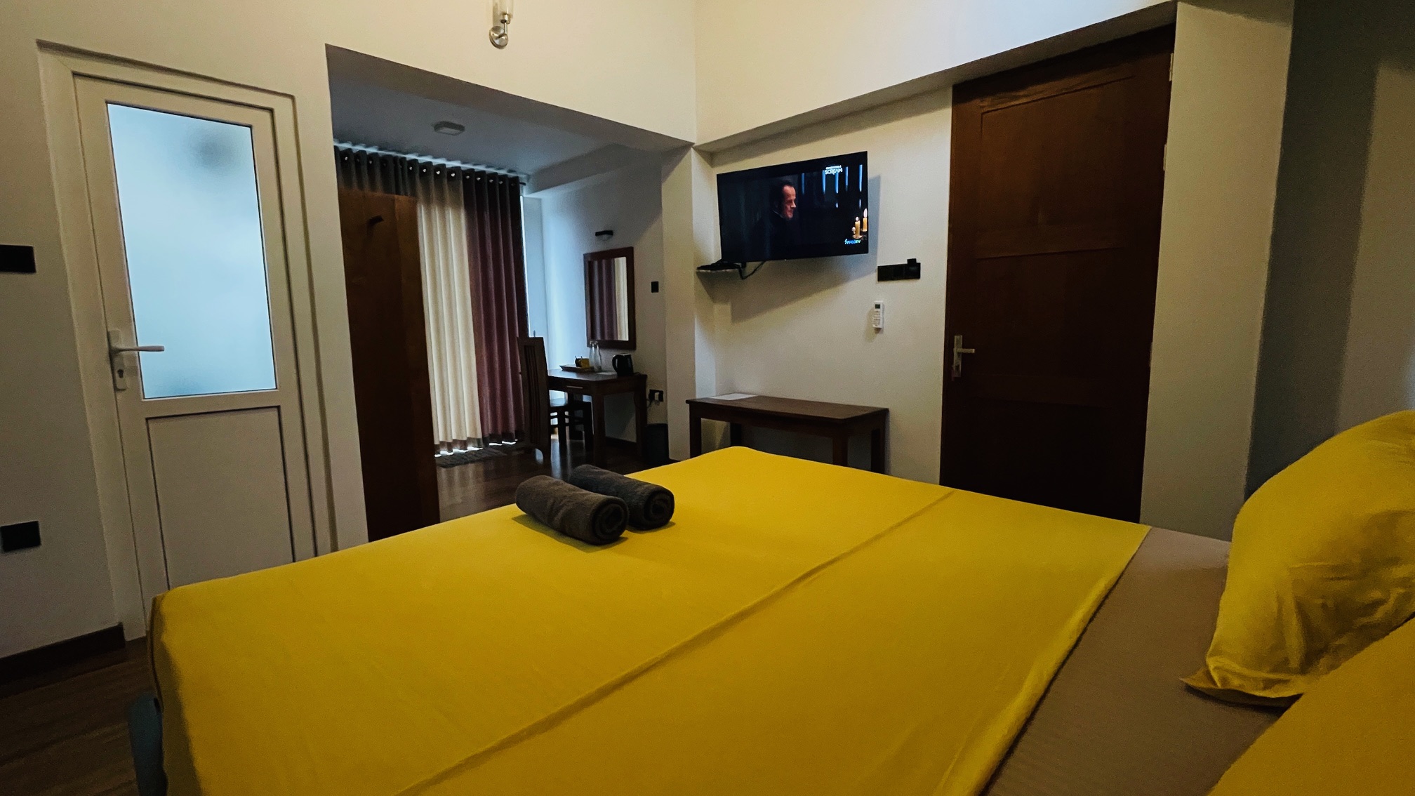 Room Image 3